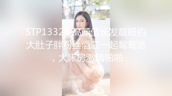 [MP4/ 3.12G] 小狗乖乖，黑丝露脸乖巧听话，给大哥交大鸡巴，无套爆草抽插，听狼友指挥各种抠逼玩弄给狼友看精彩又刺激