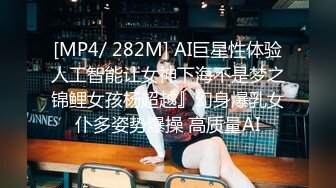 E罩杯巨乳小姐姐鏡頭前露奶露逼與狼友激情互動 穿著黑絲襪抹上乳液揉奶抖臀挑逗呻吟浪叫連連 對白清晰