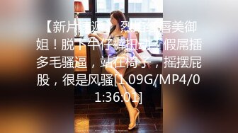 极品气质女友在家里过着让人向往的生活，吃饱喝足