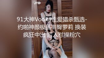 18岁小女友 温柔似水~每次看书前都要我和她缠绵纠缠一番