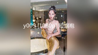 【新片速遞】&nbsp;&nbsp;浴缸里操逼！眼镜良家型美女！浴缸放水骑乘位抽插，转战卧室69舔逼，后入美臀扛起腿操[491MB/MP4/00:42:51]